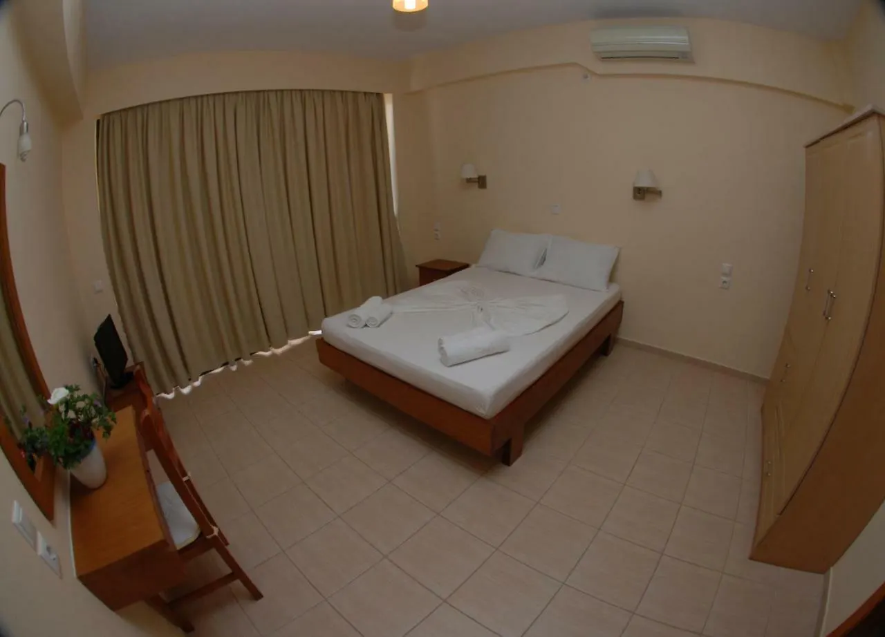 Nikos Hotel And Apartments Sarande
